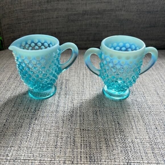Unbranded Other - Vintage Fenton Blue Hobnail Opalescent Sugar Bowl Creamer Set‎